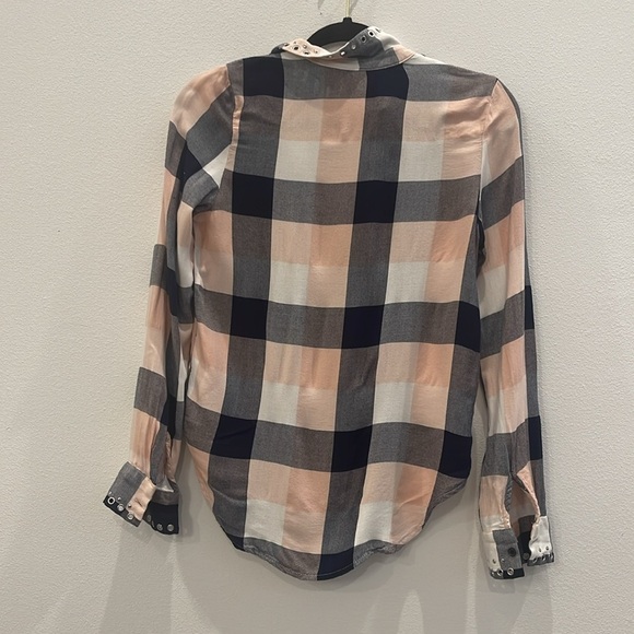 H&M Pink Plaid Button Front Shirt Size 2 - Picture 3 of 9